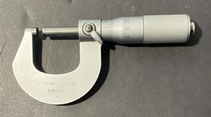 Mitutoyo 5004325 Outside Micrometer 0-25mm 0.01mm Carbide Tips Machinist Used - Picture 1 of 5