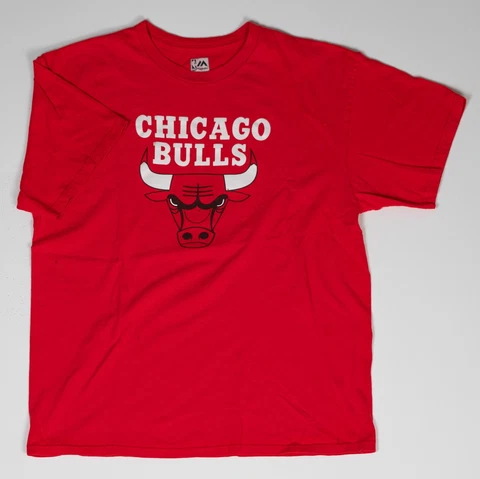 Chicago Bulls Men's Graphic T-shirt Rose #1 XL  Red Cover