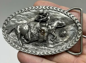VTG 1984 Siskiyou Belt Buckle Buffalo Hunting American Plains Native Indian - Picture 1 of 5