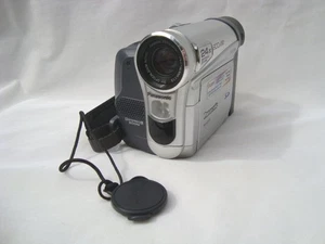 XPanasonic NV-GS15EB Camcorder. PAL MiniDV. DV-in.Sehr guter Zustand.1 Jahre Garantie. - Bild 1 von 8