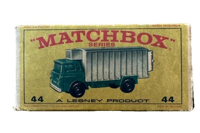 Matchbox No. 44 Refrigerator Truck with Original Box - Image 1 of 4