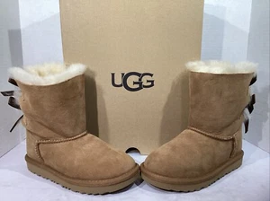 UGG Toddler Size 12 EU 30 Chestnut Suede Bailey Bow II Lined Boots AJ-465 - Picture 1 of 9