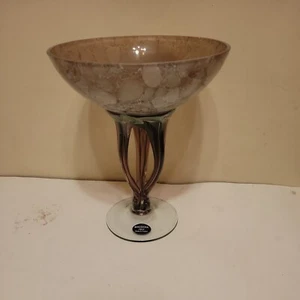 MACOCHA HAND BLOWN VASE- Amethyst and White. Beautiful and clean. - Picture 1 of 4
