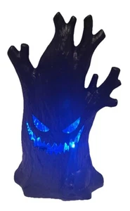 Saisonaler beleuchteter Halloween Spuk Baumschmuck schwarz. Akku’s nicht dabei - Bild 1 von 1