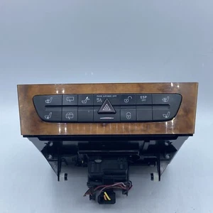 Cambiador de CD con cargador Mercedes Clase E Estate W211 E320 2116800572 A211680055 - Imagen 1 de 12