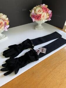 Henri Bendel NY Black Suede Tech Savvy Gloves 100% Cashmere Sleeve Sz 7-New