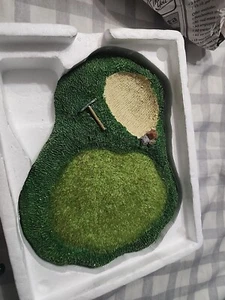 Department 56 Village Accessories Putting Green (1999) No Sleeve Or Foam - Picture 1 of 5