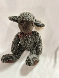 Vintage Russ Berrie Li’l Trubbles braunes Lamm Schaf mit Schleife Plüschtier Stofftier 15 Zoll - Bild 1 von 8