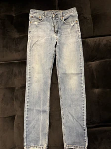 Men's 501 Button Up Levis Jean Size 31 X 32 Relaxed Fit Color Blue Wash - Picture 1 of 8