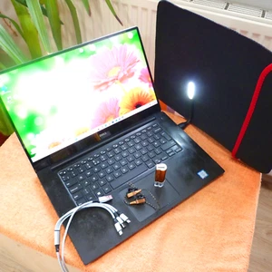 Dell 5510 ULTRABOOK POWER 15 Zoll 4K UHD TOUCH l l 32GB RAM l 512 SSD Windows 11 - Bild 1 von 19
