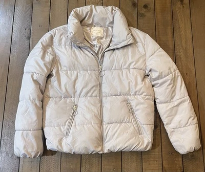 Women's Altar’d State Light Grey Cropped Puffer Jacket Size Small - Image 1 of 4