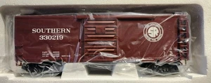 MTH 20-93343 O Scale 40' Box Car Southern #330219 - Picture 1 of 5