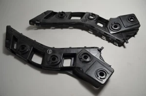 5TA807393/394 Führungsprofil Halter Stoßstange hinten rechts,links  VW Touran 2  - Bild 1 von 6