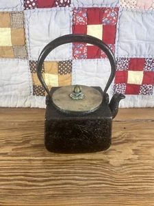 Vintage 20th Century Ryubundo Tetsubin Wax Cast Iron Teapot from Shōwa Period - Picture 1 of 11