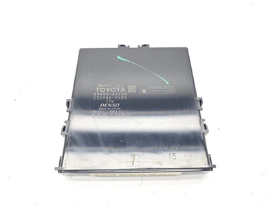 2017-2020 TOYOTA PRIUS PRIME SMART KEY KEYLESS IGNITION CONTROL MODULE UNIT OEM - Image 1 of 4