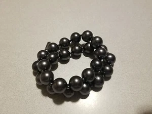 B Charmed Faux dunkelgrau Perlen Armbänder - Bild 1 von 3