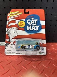 WHITE LIGHTNING TOPPER WASP      2003 JOHNNY LIGHTNING THE CAT IN THE HAT   1:64 - Picture 1 of 3
