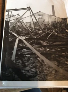 Q2g Photograph Bw Factory Fire aftermath Undated - Picture 1 of 1