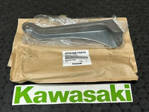 08-14 KAWASAKI KFX450 KFX450R OEM LEFT FENDER BRACKET STAY  🔥FAST SHIP 🔥 - Picture 1 of 3