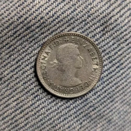 1956 Queen Elizabeth II Sixpence six pence Dei Gratia Regina F.D - Image 1 of 1