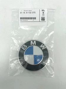 ORIGINAL BMW Emblem Plakette Ø 82mm 51148132375 inkl. 2x Tüllen Motorhaube Heck - Picture 1 of 4