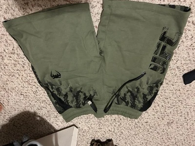 Pantalones Cortos Venum UFC Fight Team Para Hombre Negro Verde MMA BJJ Jui Jitsu Pequeños Foto 1 de 4