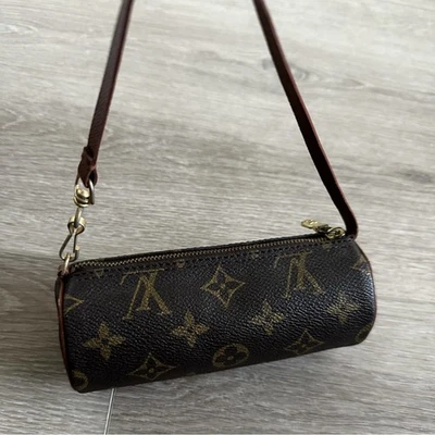 Bolso Louis Vuitton Mini Papillon Marrón Monograma Lona Cuero Foto 1 de 4