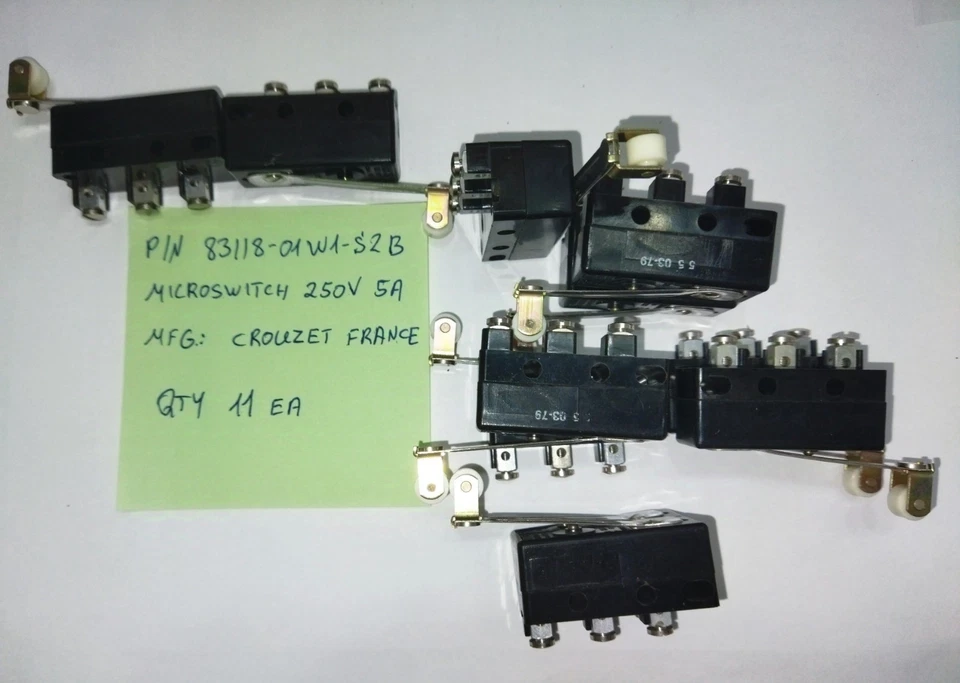 MICROINTERRUPTORES P/N 83118 -01W1-52B - SENSIBLES, ALTA PRECISIÓN 250V 5A Foto 1 de 1