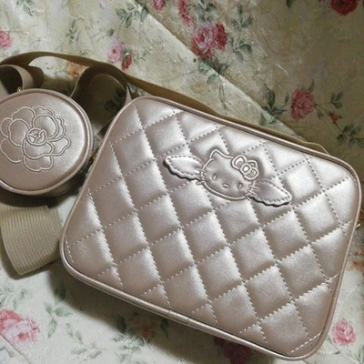 Como Nuevo Hello Kitty × INGEBORG Bolso de Hombro Acolchado Dorado Mujeres Descontinuado SANRIO Foto 1 de 4