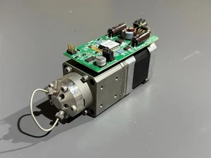 Vexta VICI C6003-9012K Schrittmotor 24VDC C52 2-Phasen 2,4A - Bild 1 von 7