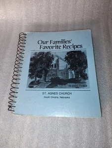Our Families' Favorite Recipes 1984 St. Agnes Church South Omaha Cookbook - Foto 1 di 3