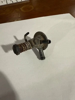 84-95 TOYOTA PICKUP 4RUNNER CELICA 22RE AC VÁLVULA OCIOSA VSV DIAFRAGMA FABRICANTE DE EQUIPAMENTO ORIGINAL - Imagem 1 de 2