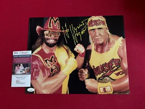 Hulk Hogan, "Autografato" (JSA) 11x14 Foto Vintage (Macho Man Savage) Vintage - Foto 1 di 1