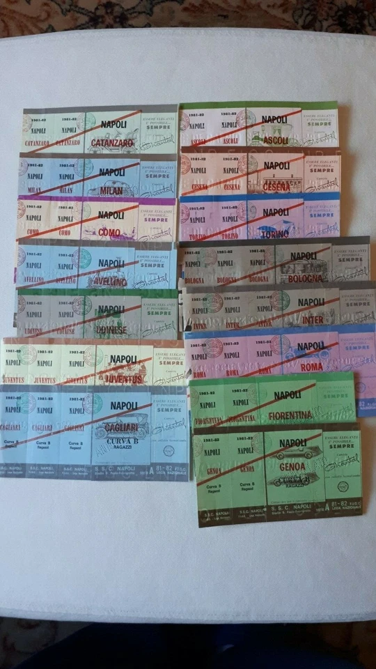 RARISSIMO BIGLIETTO NAPOLI - COMO DEL CAMPIONATO  1981-82  - Immagine 1 di 1