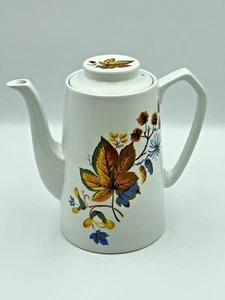 Cafetera Alfred Meakin Ironstone Glo blanca de colección 19 cm con diseño de hoja marrón - Imagen 1 de 12