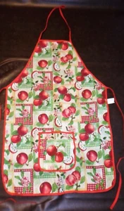 SÜSSE ROTE APFEL KÜCHENSCHÜRZE UNBENUTZT SAUBER LEUCHTENDE FARBEN GRÜNE BLÄTTER POLYESTER - Bild 1 von 4