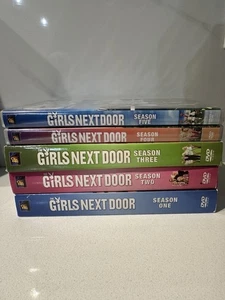The Girls Next Door Seasons 1-5 Complete Series DVD SetPlayboy TV 1,2,3,4,5 - Bild 1 von 23