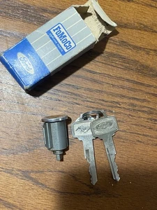 1964.5~1966 Ford Mustang IGNITION LOCK CYL w/LOGO KEYS vtg Shelby C5ZZ-11582-A - Picture 1 of 7