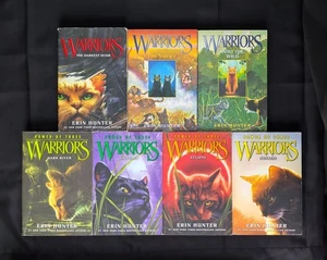 Lot Of 7 Erin Hunter Books Warriors Power Of 3 Sunrise Fire Ice Outcast Darkest - Bild 1 von 17