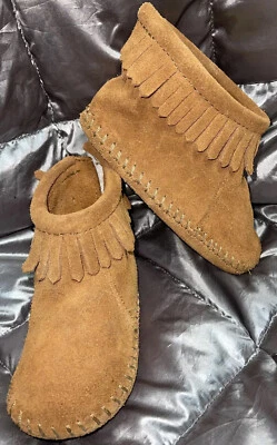 MINNETONKA GIRLS BOOTS BROWN LEATHER UPPER ZIP BACK SIZE 6 - Image 1 of 4