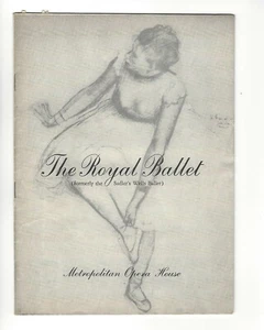 Royal Ballet Program 1957 - NY Metropolitan Opera - Articoli corrispondenti NY Times - Foto 1 di 4