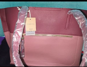 I sell carpisa bag with tag and protection handles and zippers - Picture 1 of 5