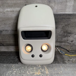 1999-2006 Chevrolet GMC Silverado Sierra Tahoe Yukon Overhead Dome Light Cubby - Picture 1 of 9
