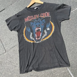 *Vintage* Motley Crue 1984 Tour Bat T-Shirt Men's Sz L - Picture 1 of 7