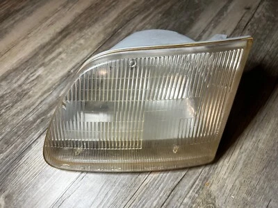 Conjunto de faros para Ford F-150 Expedition Heritage DORMAN 1997-2004 izquierda Foto 1 de 4