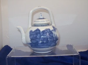 TWO CUP BLUE & WHITE CERAMIC TEAPOT NORSTRUM - Picture 1 of 6