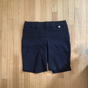 Company Ellen Tracy Walking Shorts Black Polka Dots Stretch Dress Pull On Large - Bild 1 von 3