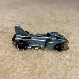 Vehículo de juguete Hot Wheels Jet Threat 4.0 Diecast azul plateado C29 Mattel P1782 - Imagen 1 de 11