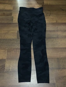 Lululemon Base Pace Leggings Women’s Size 4 Tight High Rise LW5DROS Camo - Picture 1 of 3