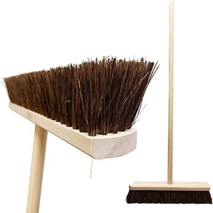 18″ Stiff Broom Outdoor Heavy Duty with Wooden Handle Natural Bassine Yard Brush - Picture 1 of 9